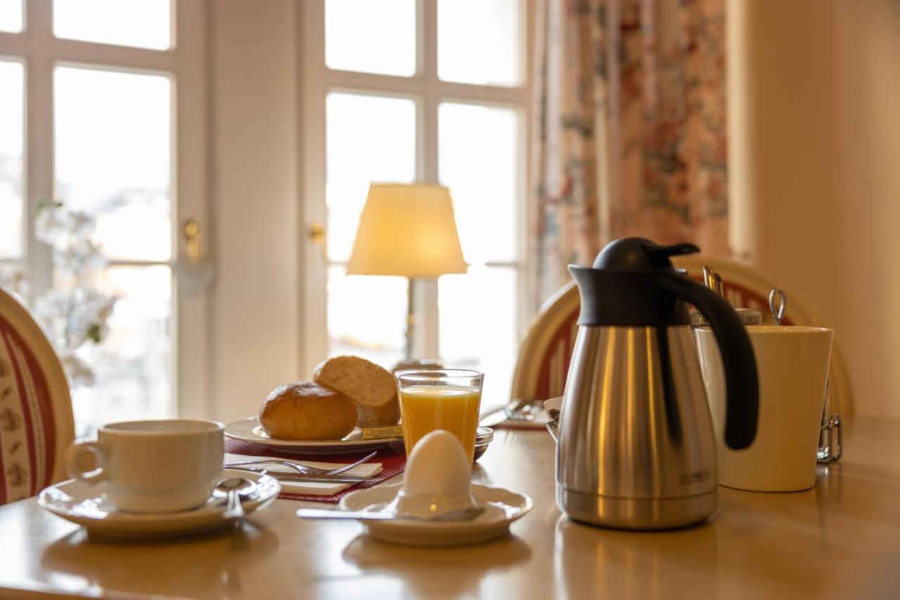 Hotel Anker Saalfeld Saale Bagian luar foto